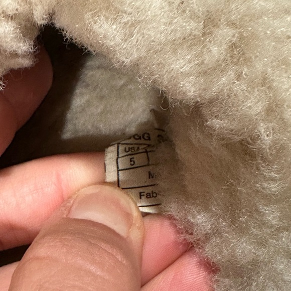 UGG Scuffette Brown Fluffy Soft Warm Comfortable Slippers ,size 5 - Picture 8 of 9